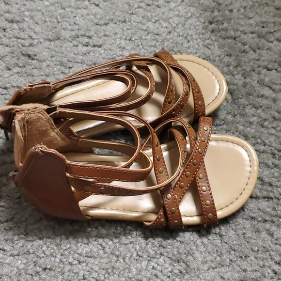 Shoes - Picture 2 of 2